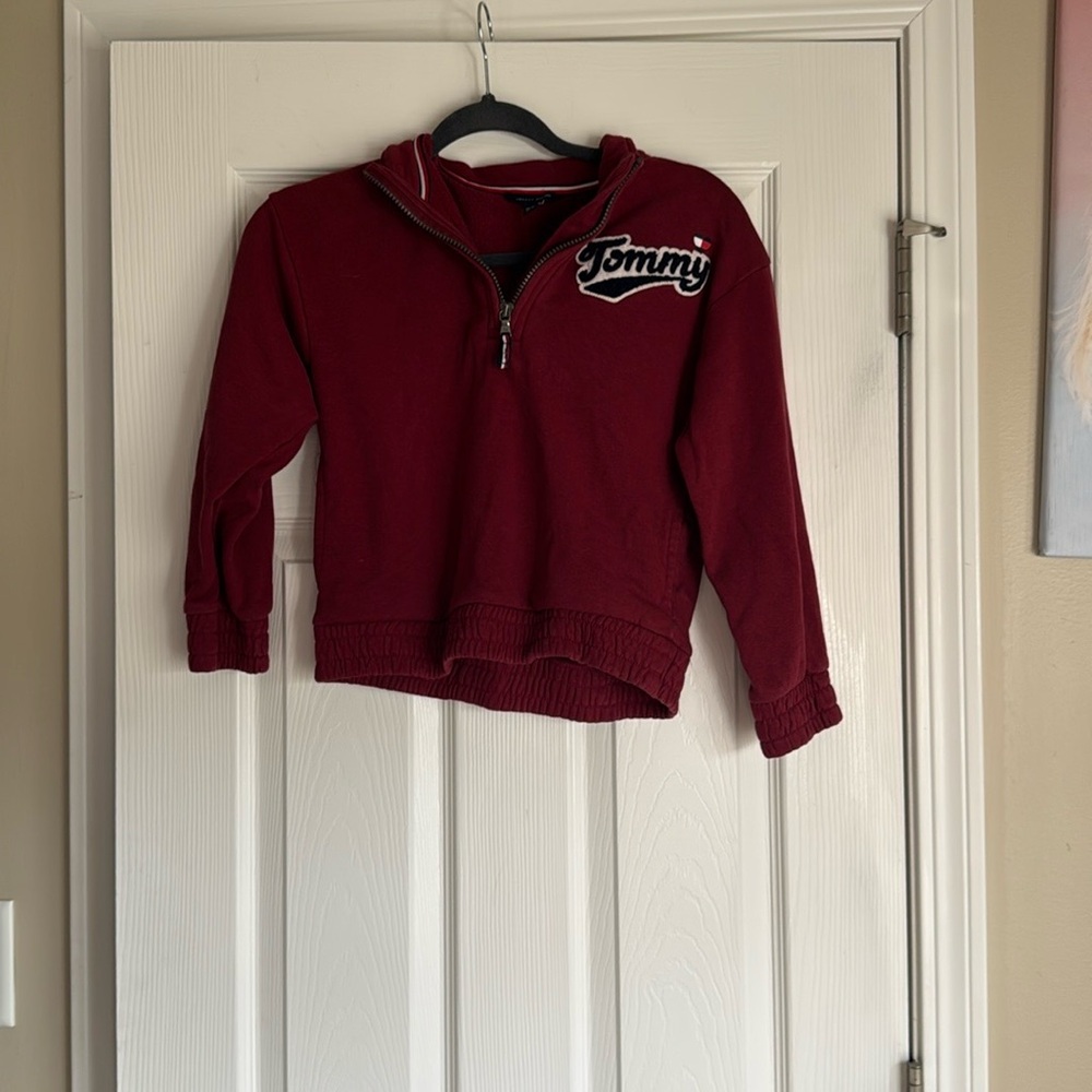 Tommy Hilfiger Burgundy Quarter-Zip Sweatshirt Casual Style